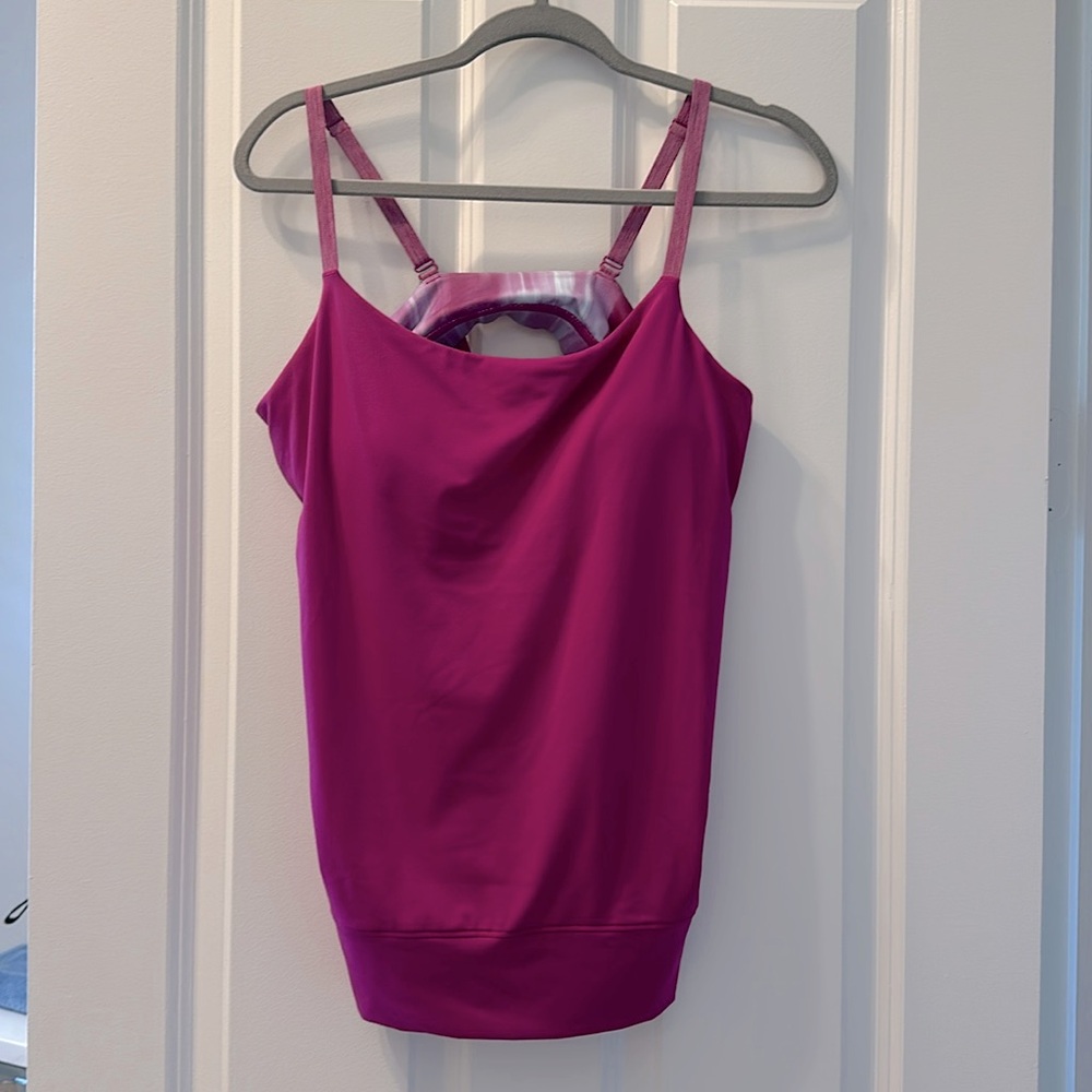 Under armour tank